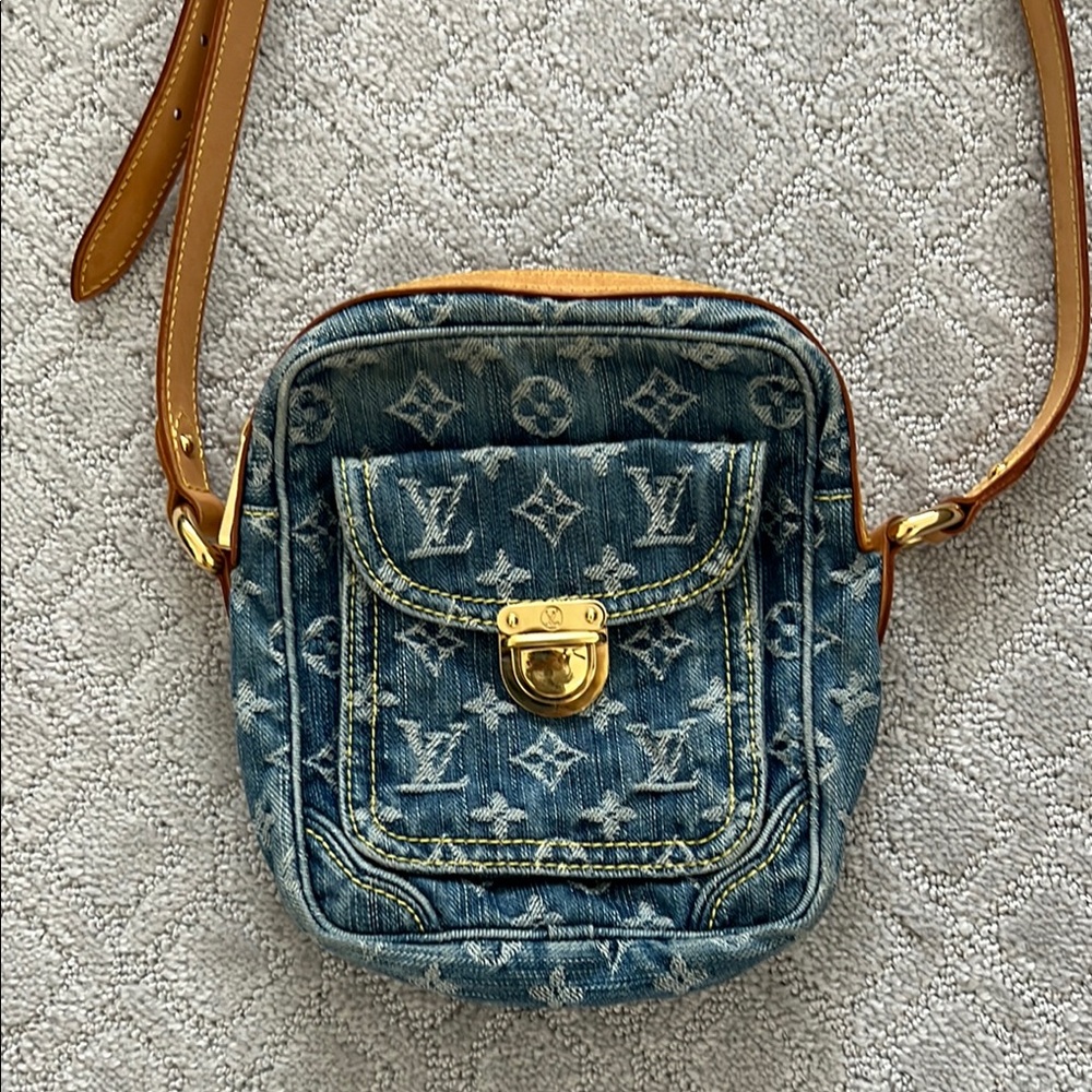 Louis Vuitton x Marc Jacobs denim camera bag